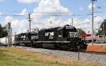 NS 3454 & 6136 lead train P30 towards Pomona